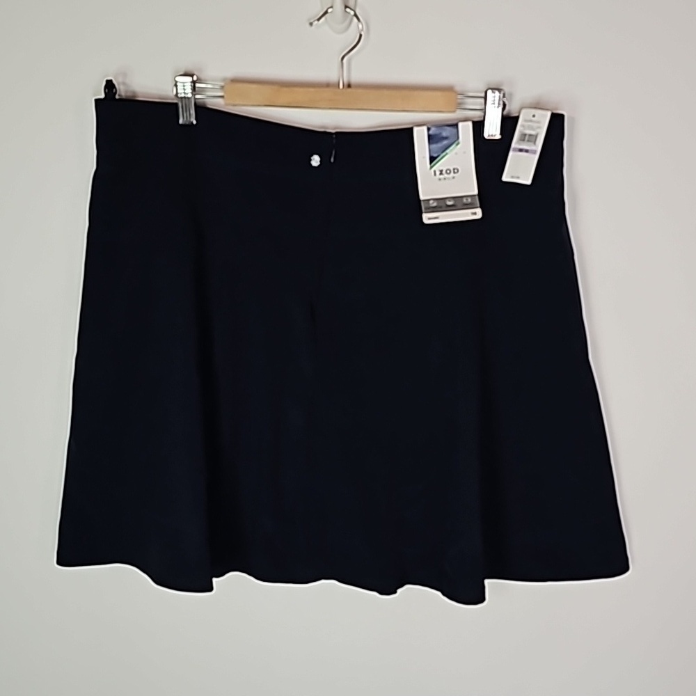 Izod golf dark blue size 18 athletic skort